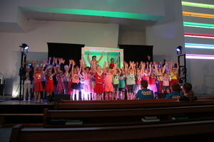 Voorstelling musical 'Esther'